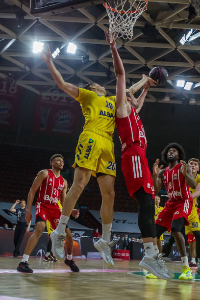 广泛讨论和 广泛讨论和