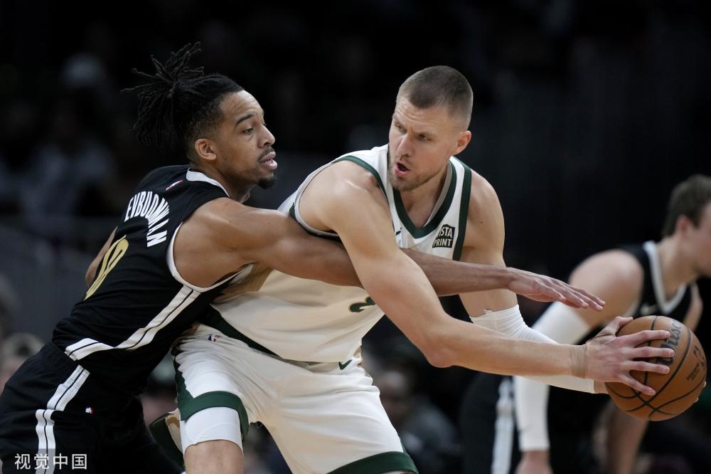 打下了坚实 打下了坚实