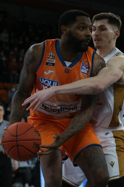 与此同时 与此同时