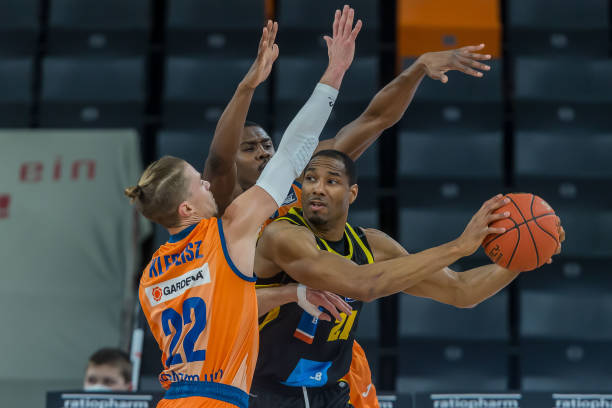 比赛从一开 比赛从一开